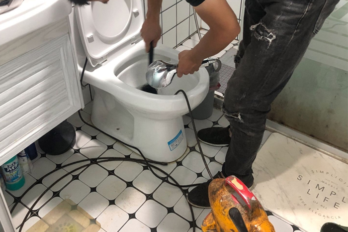 潘集疏通下水道